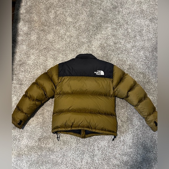 Jacket tnf nuptse . Good condition, No holes, no stains men’s size xs - Picture 2 of 6